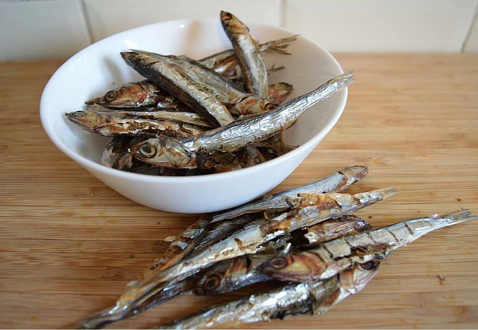 petits anchois déshydratés - friandises chien - dog's kitchen